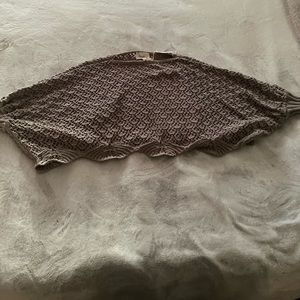 Oversized Jessica Simpson Crop Top-Size M